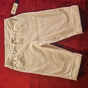 Woman's,  International Concepts Bermuda jean shorts, size 10, white